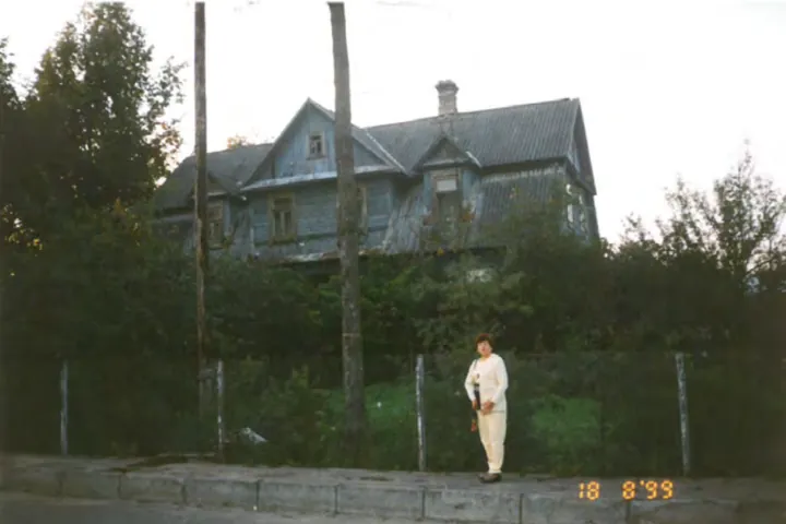 Dom przy ul. Moprauskaja 19 (przed wojną ul. Karczyzna 5), Wołkowysk 1999 r.